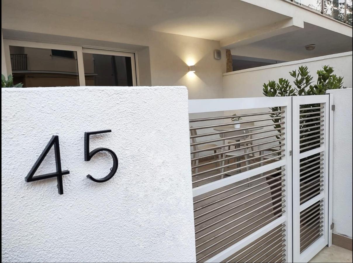 Bed & Breakfast Room45 *